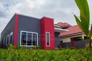 3-Bedroom En-suite House for Sale in Amasaman