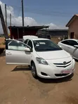 Toyota Belta 2010 White - 5