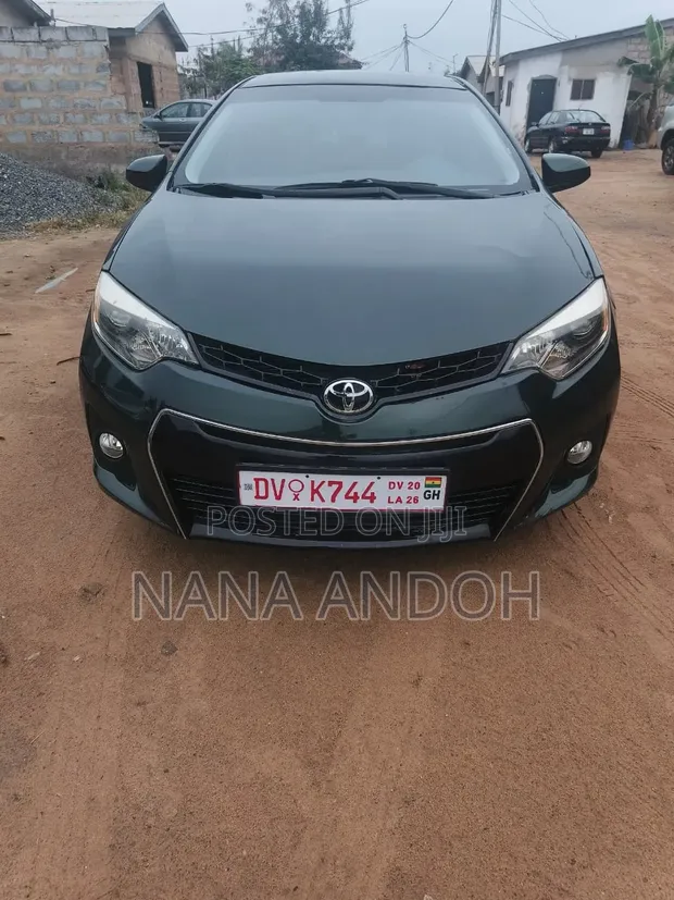 2016 Toyota Corolla LE Plus Sedan - 1