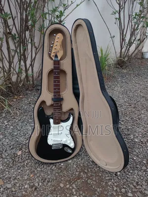 Encore Blaster E60 Electric Guitar in Hard Case