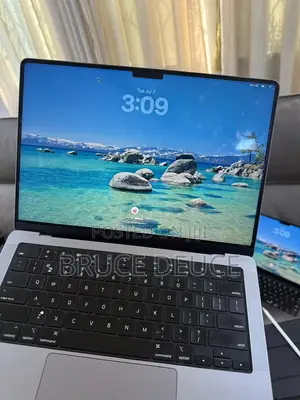Apple MacBook Pro 2023 M3 1TB SSD