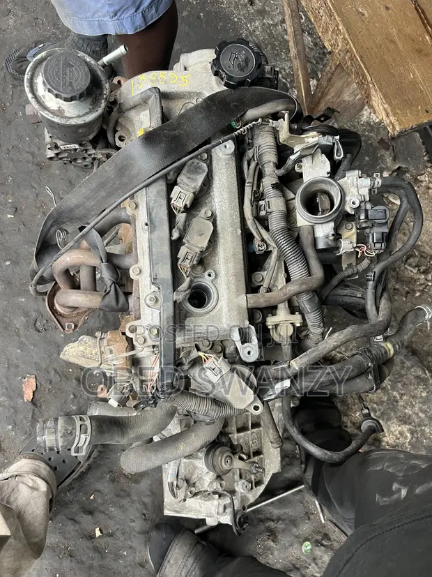 Toyota Yaris Manual Complete Engine - 1