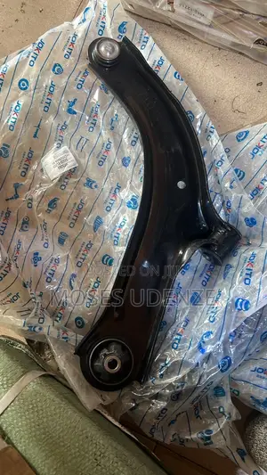 Nissan Versa Lower Control Arms (Brand New)