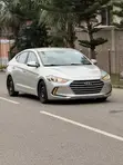 Hyundai Elantra SE 2018 Yellow - 2