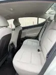 Hyundai Elantra SE 2018 Yellow - 3