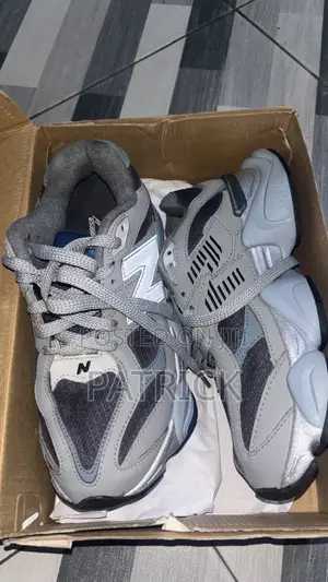 New Balance 9060 Sneakers