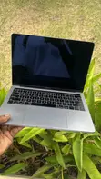 Apple MacBook Pro 2019 13" Intel Core i5 8GB RAM 256GB SSD - 1