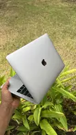 Apple MacBook Pro 2019 13" Intel Core i5 8GB RAM 256GB SSD - 2