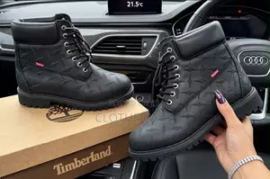 Supreme x Timberland 6-Inch Premium Waterproof Boot