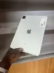 Apple iPad Pro 11 (2022) 256GB Silver - 1