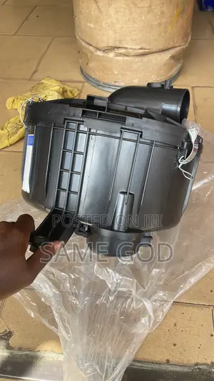 Toyota Hilux Air Cleaner (2008-2015)