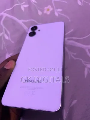 Samsung Galaxy A06 64GB White