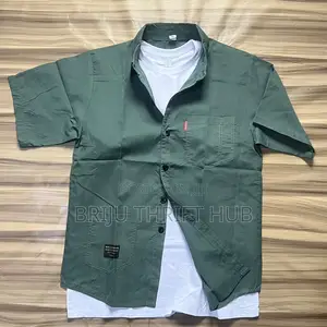 Quality Short-Sleeves Shirt with Round Neck