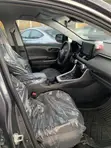Toyota RAV4 LE 2022 Gray - 4