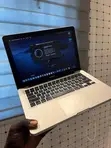 Apple MacBook 2010 Laptop - 5