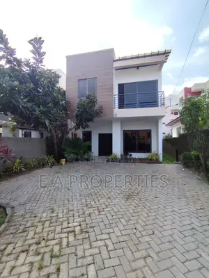 3 Bedroom House with BQ for Rent in East Legon, American House