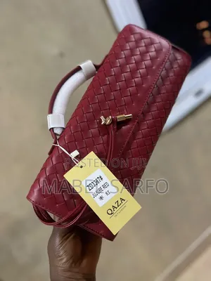 Classy Woven Handbag