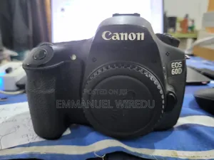 Canon EOS 60D DSLR Camera Body