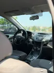 Hyundai Elantra 2013 White - 2