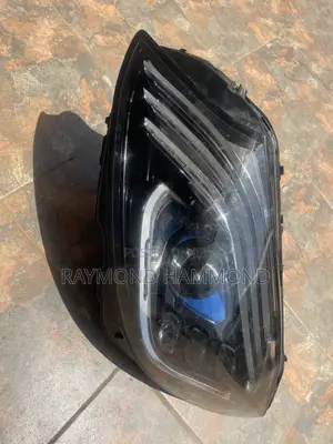 Mercedes-Benz W205 C-Class Headlight (2015-2020)