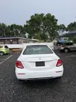 Mercedes-Benz E300 2018 White - 3