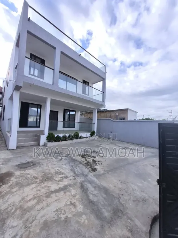 5-Bedroom House with 2 Boys Quarters in Pokuase for Sale - 1