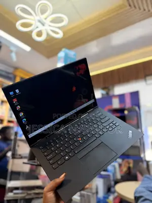 Lenovo ThinkPad X1 Yoga Laptop - Core i7, 16GB RAM, 512GB SSD