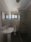 4 Bedroom House for Rent in Labone - 3