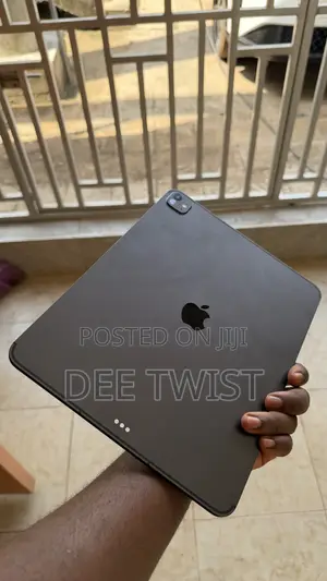 Apple iPad Pro 13" (2025) 256GB Black