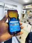 Samsung Galaxy A20e 32GB Blue - 2