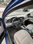 Hyundai Elantra 2017 Blue - 4