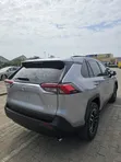Toyota RAV4 XLE AWD 2020 Silver - 2