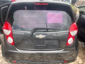 Chevrolet Spark 1LT 2015 Gray Hatchback