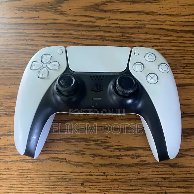 Used PS5 Controller - 1