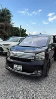 Toyota Voxy 2012 Black - 2