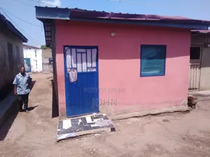 1-Bedroom Apartment for Sale in Survivorestates, Manhean