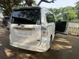 Toyota Voxy V 2WD 7-Seater 2013 White - 5