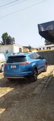 2017 Toyota RAV4 XLE AWD - 3