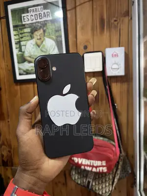 Apple iPhone 16 Plus 128GB Gray