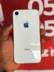 Apple iPhone XR 64GB White - 1