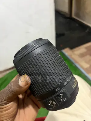 Nikon AF-S DX Nikkor 55-200mm f/4-5.6G ED Lens