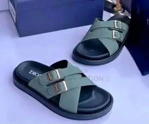 Muna's Collection: Stylish Men's & Women's Slippers
