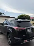 2017 Toyota RAV4 XLE FWD - 3