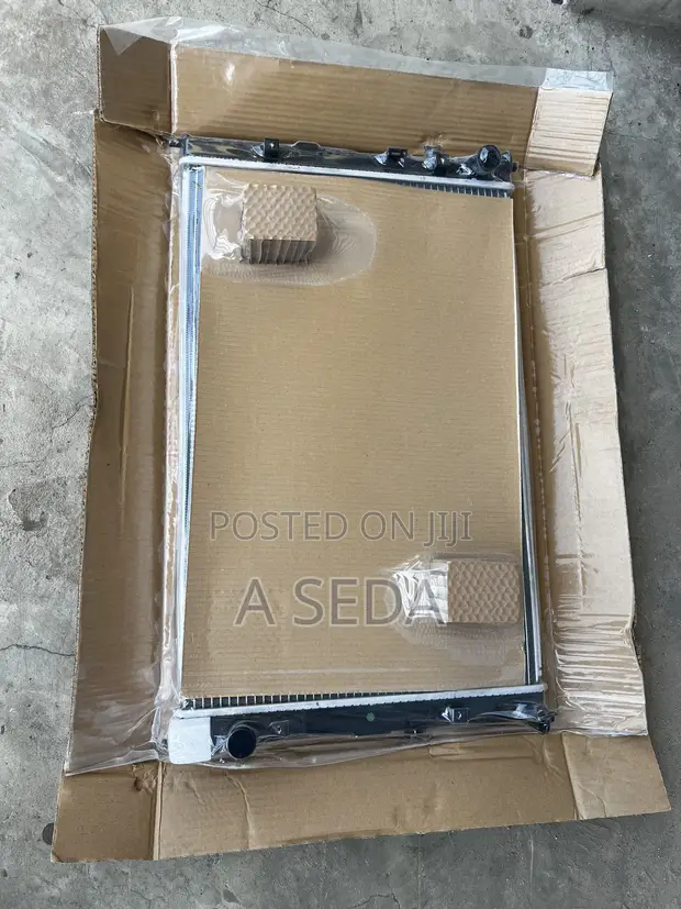 Honda HR-V Radiator Water Tank (2016-2021) - 1