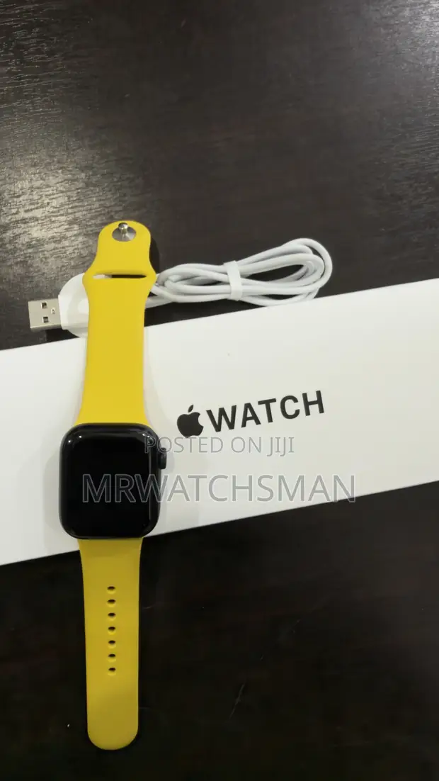 Apple Watch Series 7 41mm GPS Only - 1
