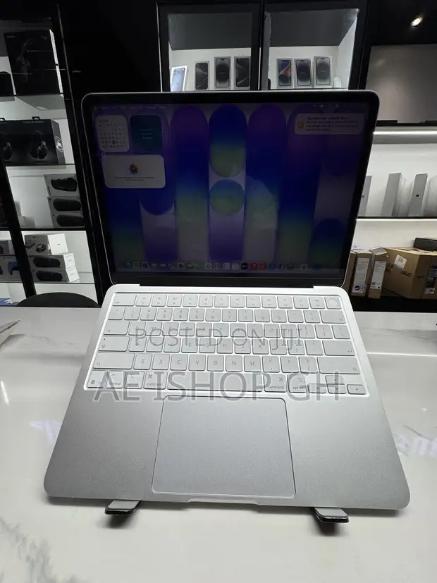 Apple MacBook Neo 2026 13" 8GB RAM 512GB SSD - 1