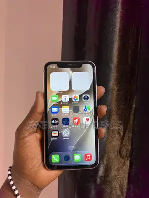 Apple iPhone 11 128GB White