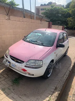 Chevrolet Aveo 1.4 Hatchback 2011 Pink