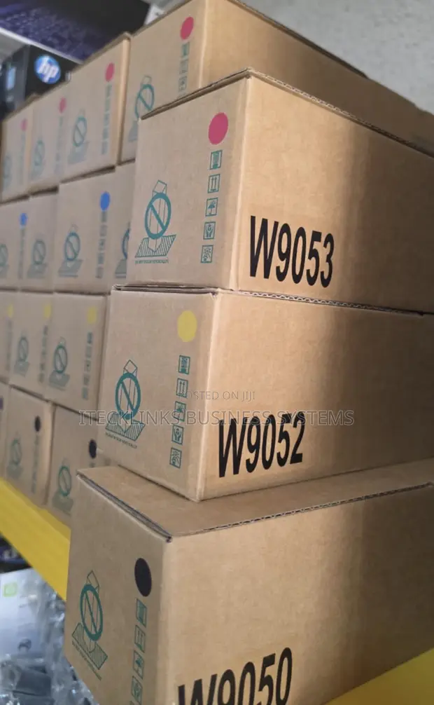 HP W9053MC Ultra-High-Yield Magenta Toner - 1