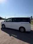 Toyota Voxy Hybrid V 2WD 7-Seater 2015 White - 5